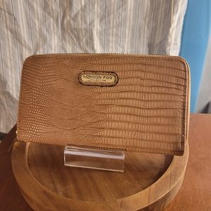 London Fog Zip Wallet